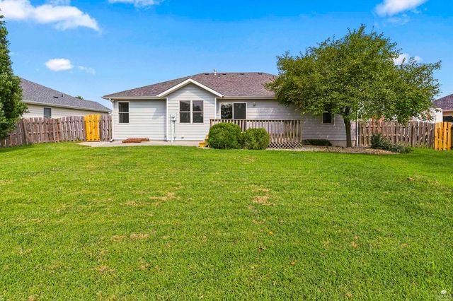 4016 Bald Eagle Drive, Manhattan, KS 66502