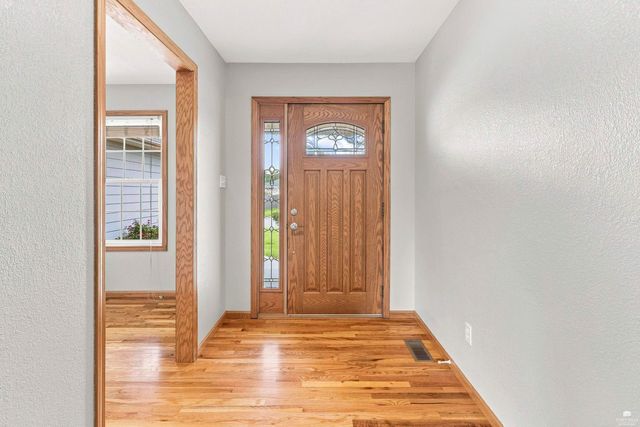 4016 Bald Eagle Drive, Manhattan, KS 66502