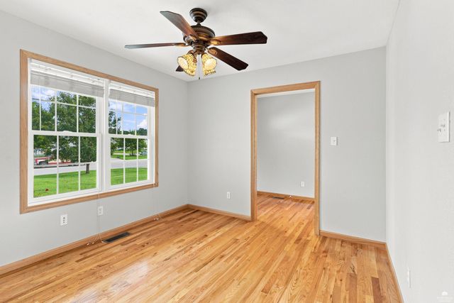 4016 Bald Eagle Drive, Manhattan, KS 66502