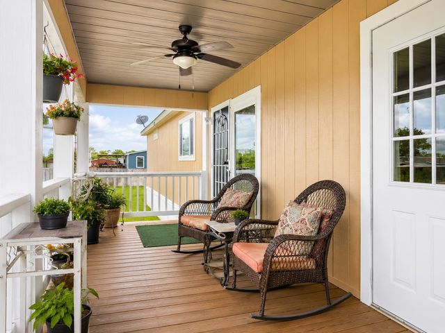 2823 Grays Prairie Lane, Scurry, TX 75158