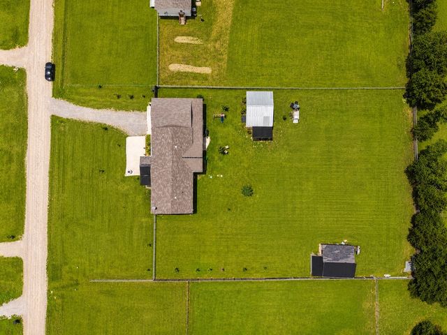 2823 Grays Prairie Lane, Scurry, TX 75158