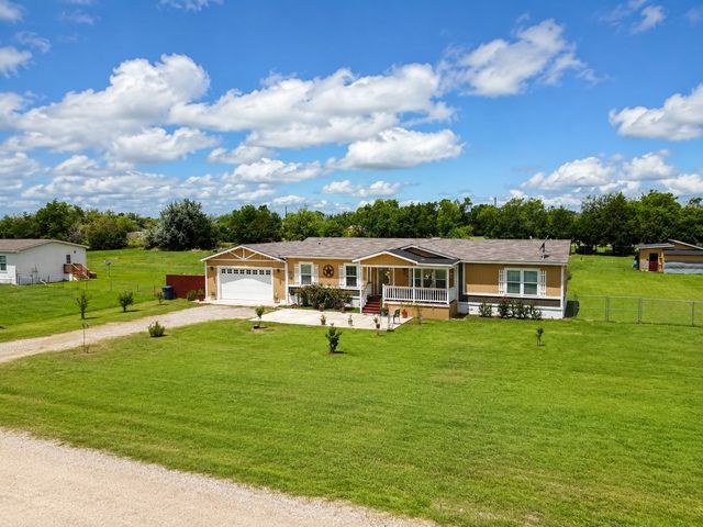 2823 Grays Prairie Lane, Scurry, TX 75158