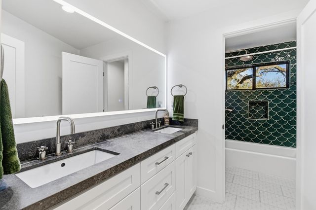 3954 Villa Ct, Fair Oaks, CA 95628