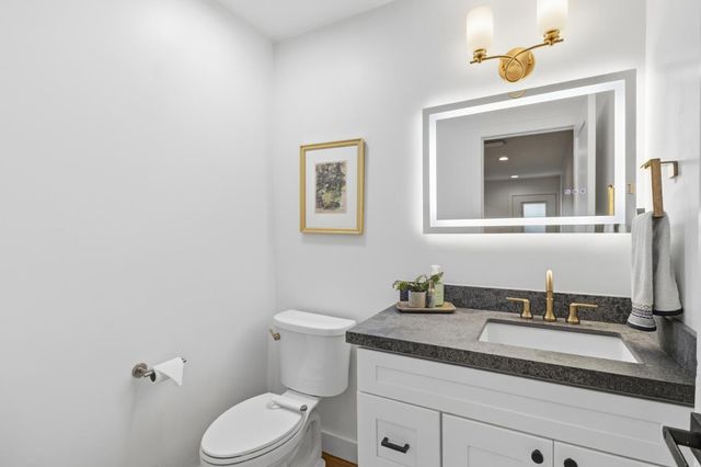 3954 Villa Ct, Fair Oaks, CA 95628