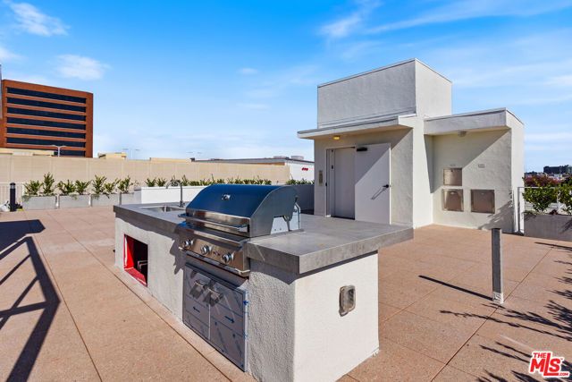 11908 Exposition Boulevard 403, Los Angeles, CA 90064