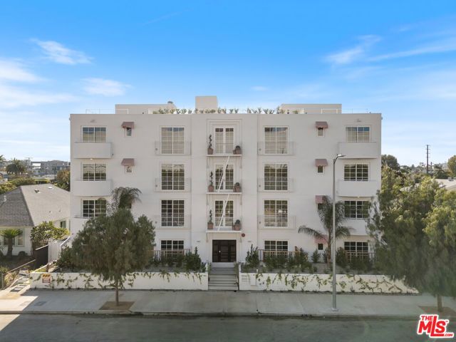 11908 Exposition Boulevard 403, Los Angeles, CA 90064