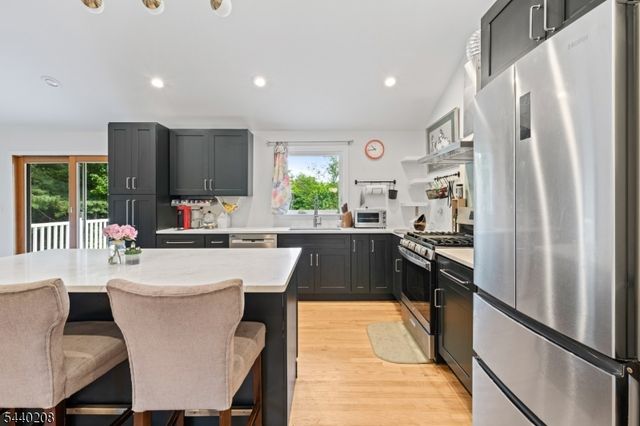 29 Oxford Cir, Montgomery Twp., NJ 08558