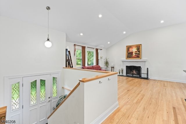 29 Oxford Cir, Montgomery Twp., NJ 08558