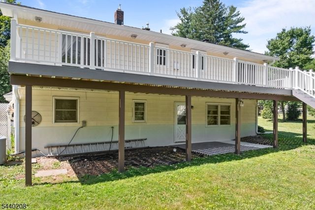 29 Oxford Cir, Montgomery Twp., NJ 08558