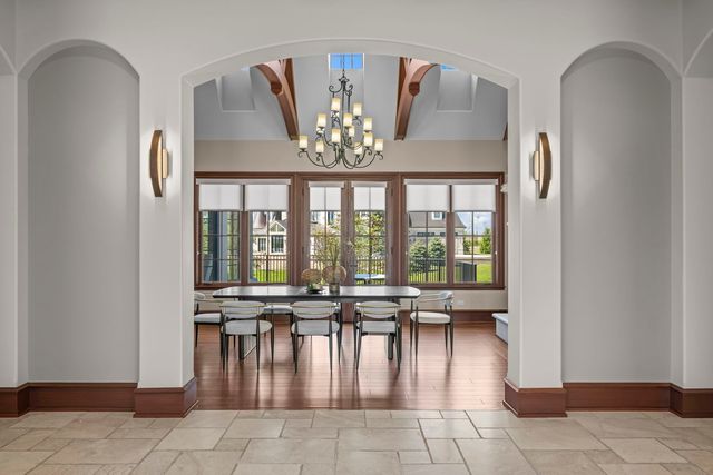 23 Enclave Court, South Barrington, IL 60010