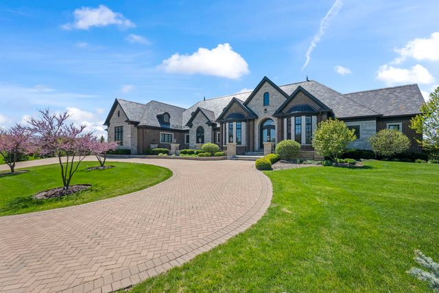 23 Enclave Court, South Barrington, IL 60010