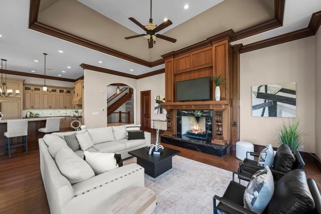 23 Enclave Court, South Barrington, IL 60010