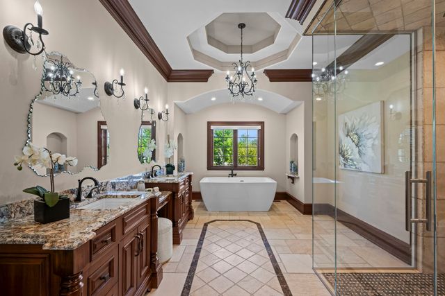 23 Enclave Court, South Barrington, IL 60010