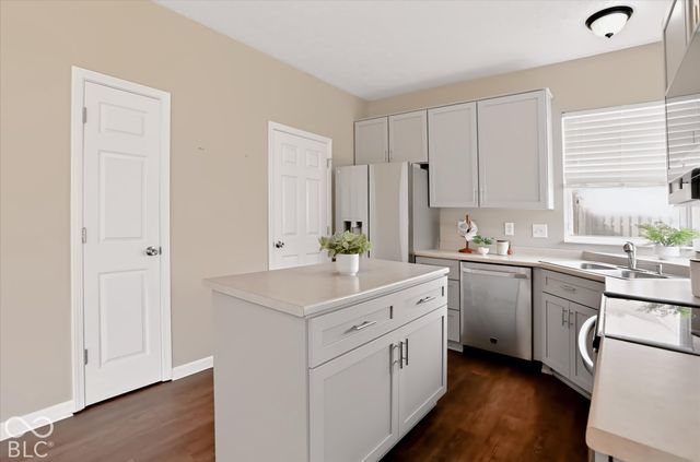 16450 Clarks Hill Way, Westfield, IN 46074