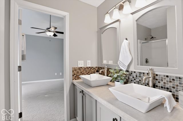 16450 Clarks Hill Way, Westfield, IN 46074