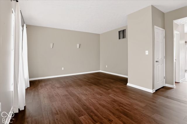 16450 Clarks Hill Way, Westfield, IN 46074