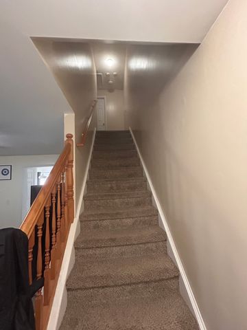 37 Glen Ave 20, Chelmsford, MA 01824