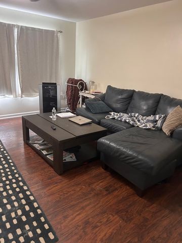 37 Glen Ave 20, Chelmsford, MA 01824