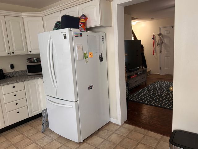37 Glen Ave 20, Chelmsford, MA 01824