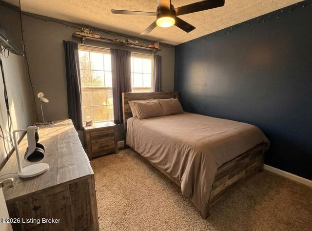 775 Oak Grove Blvd, Shepherdsville, KY 40165