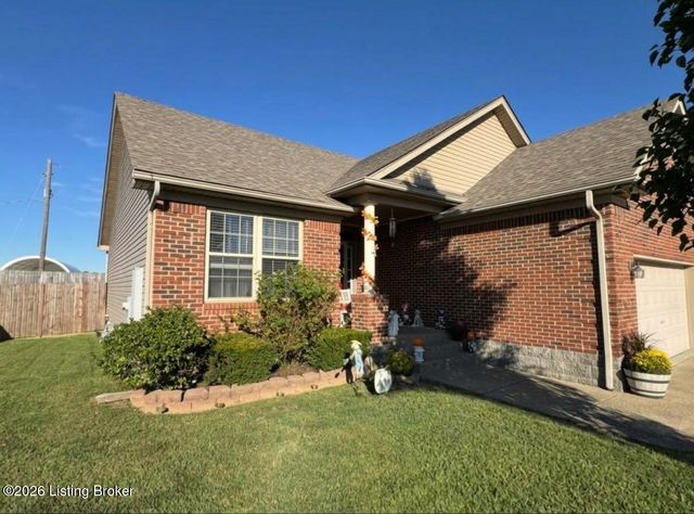 775 Oak Grove Blvd, Shepherdsville, KY 40165
