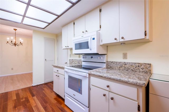 1245 SUTHERLAND COURT 1452, Dunedin, FL 34698