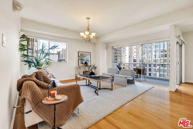 10787 Wilshire Boulevard 802, Los Angeles, CA 90024