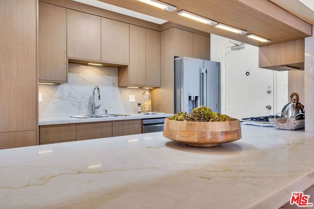 10787 Wilshire Boulevard 802, Los Angeles, CA 90024