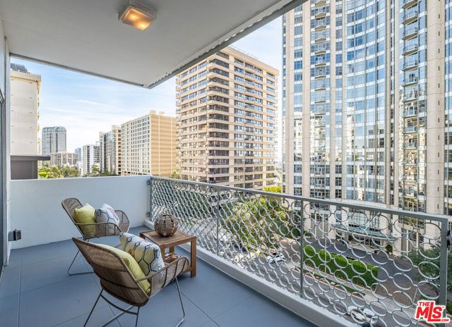 10787 Wilshire Boulevard 802, Los Angeles, CA 90024