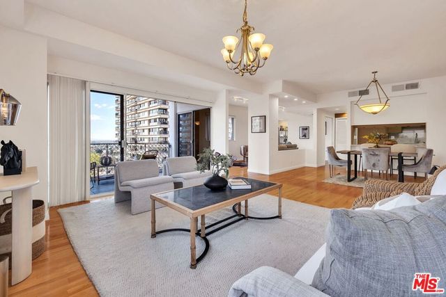 10787 Wilshire Boulevard 802, Los Angeles, CA 90024