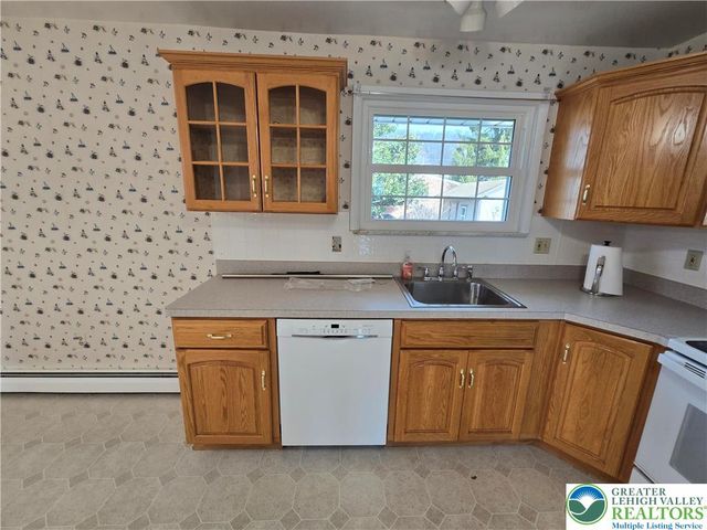 1217 Salisbury Road, Salisbury Twp, PA 18103