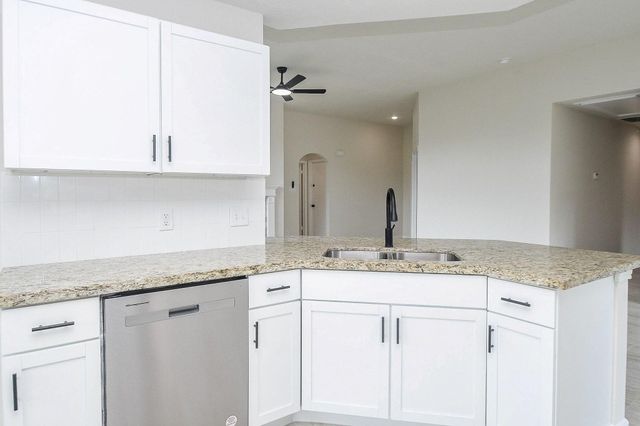 1422 Township Court, Rosenberg, TX 77471