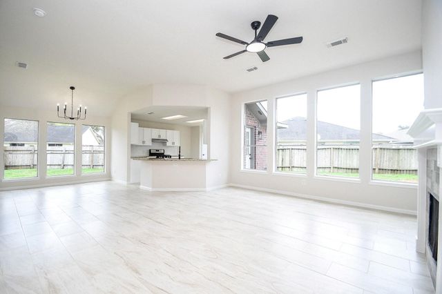 1422 Township Court, Rosenberg, TX 77471