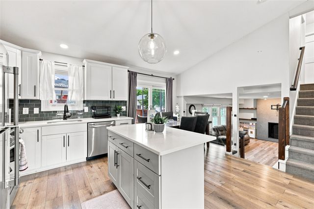 3619 SE 18th Street, Des Moines, IA 50320