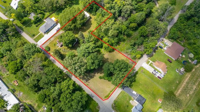 1814 W Railroad Street, New Castle, IN 47362
