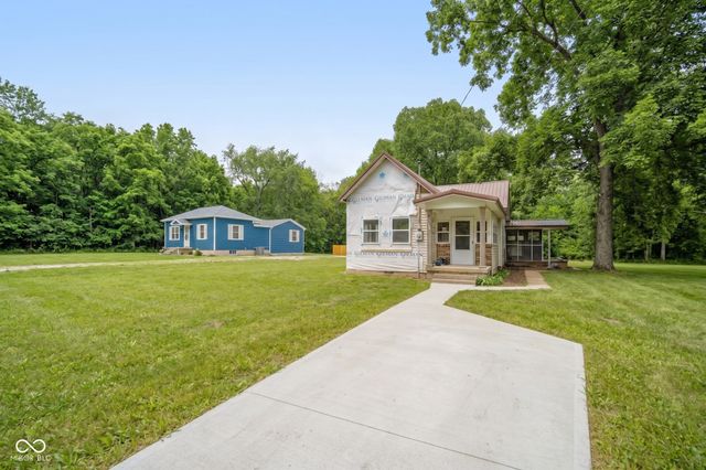 1814 W Railroad Street, New Castle, IN 47362
