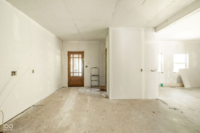 1814 W Railroad Street, New Castle, IN 47362