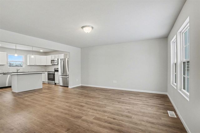 13729 Oasis Avenue, Holland, MI 49424