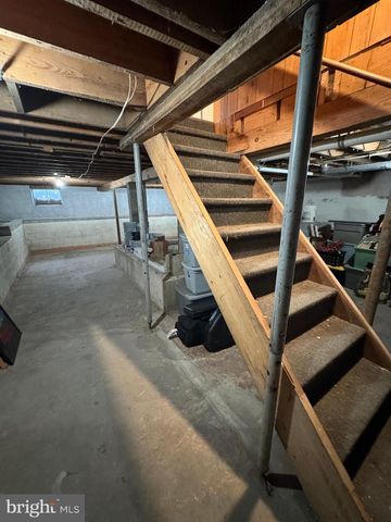 301 LILAC LN, Seaford, DE 19973