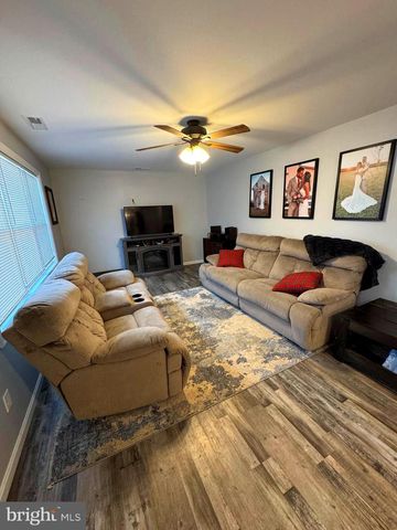 301 LILAC LN, Seaford, DE 19973