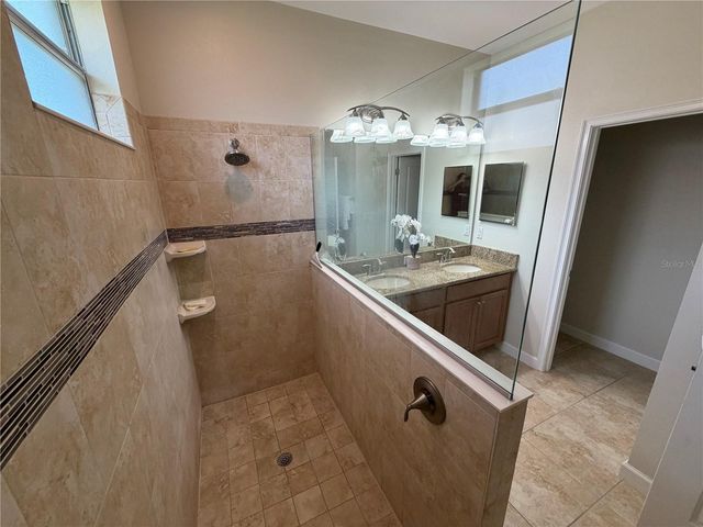 3572 KINLEY BROOKE LANE, Clermont, FL 34711
