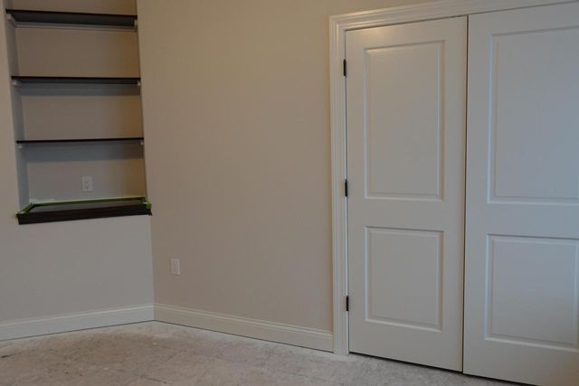 N48W21601 Martha LANE, Menomonee Falls, WI 53051