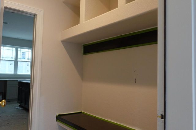 N48W21601 Martha LANE, Menomonee Falls, WI 53051