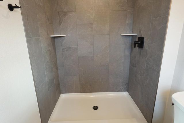 N48W21601 Martha LANE, Menomonee Falls, WI 53051