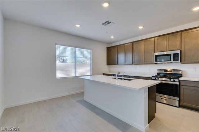 405 Isla Enclave Way, Henderson, NV 89011