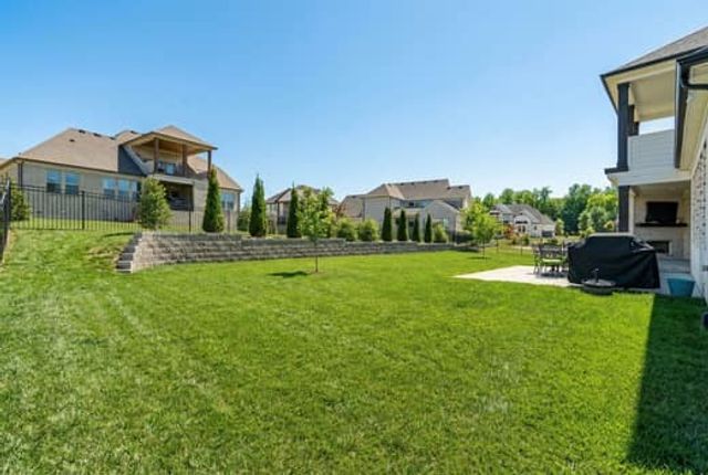 612 Silva Ln, Nolensville, TN 37135