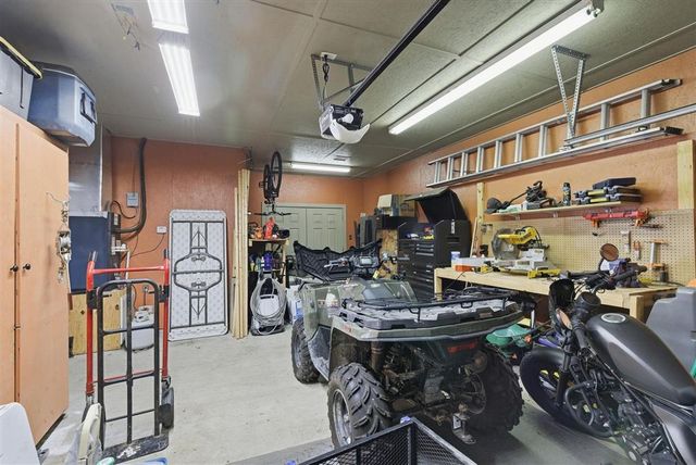 711 Sherry Drive, Sulphur, LA 70663