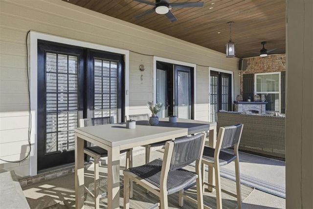 711 Sherry Drive, Sulphur, LA 70663