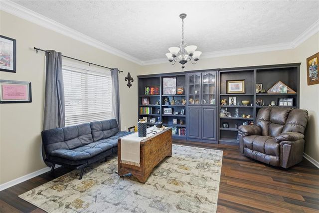 711 Sherry Drive, Sulphur, LA 70663