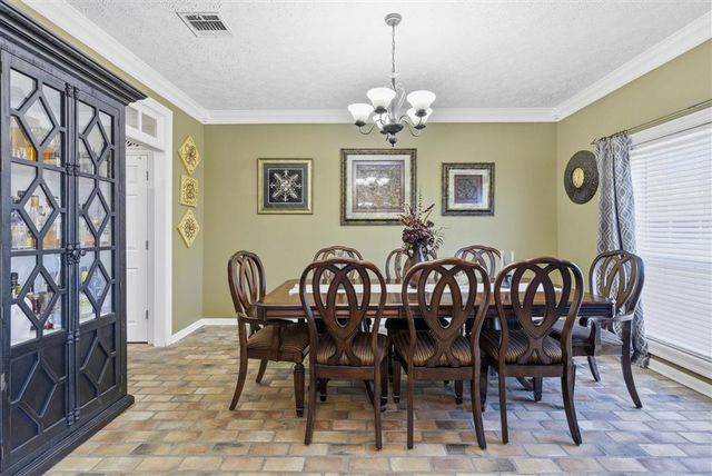 711 Sherry Drive, Sulphur, LA 70663